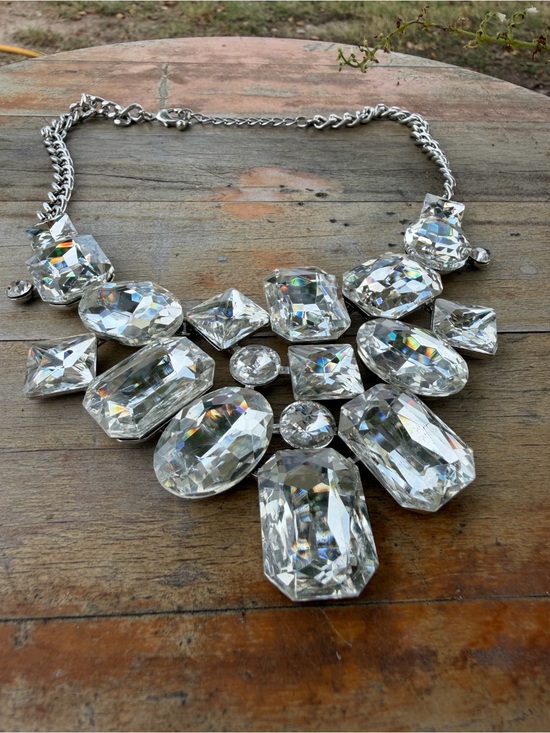 Jewelry - Oversized Clear Crystal Statement Necklace | Chunky Rhinestone Bib Necklace
